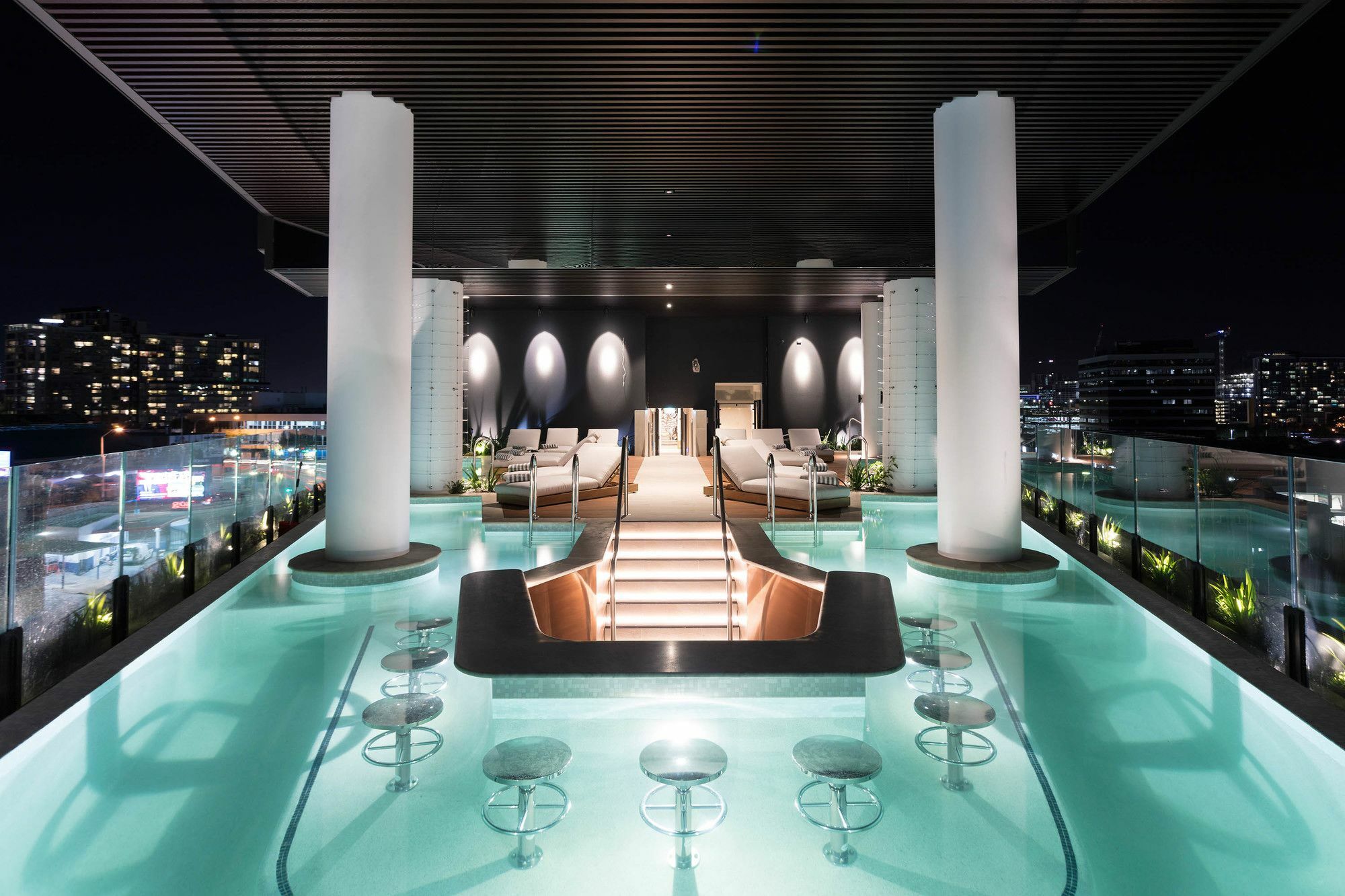 辣椒fv酒店 布里斯班 外观 照片 Sky Bar