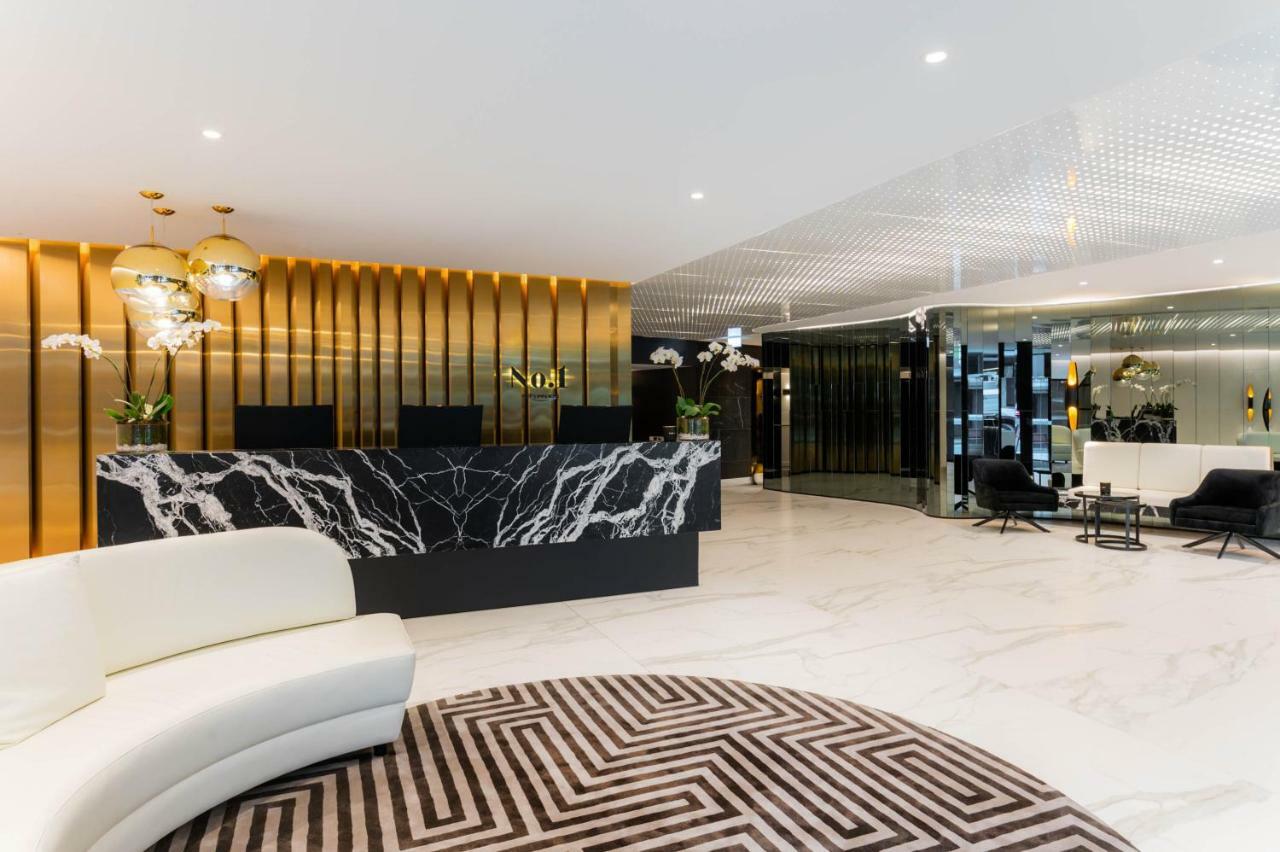 辣椒fv酒店 布里斯班 外观 照片 The lobby of the hotel