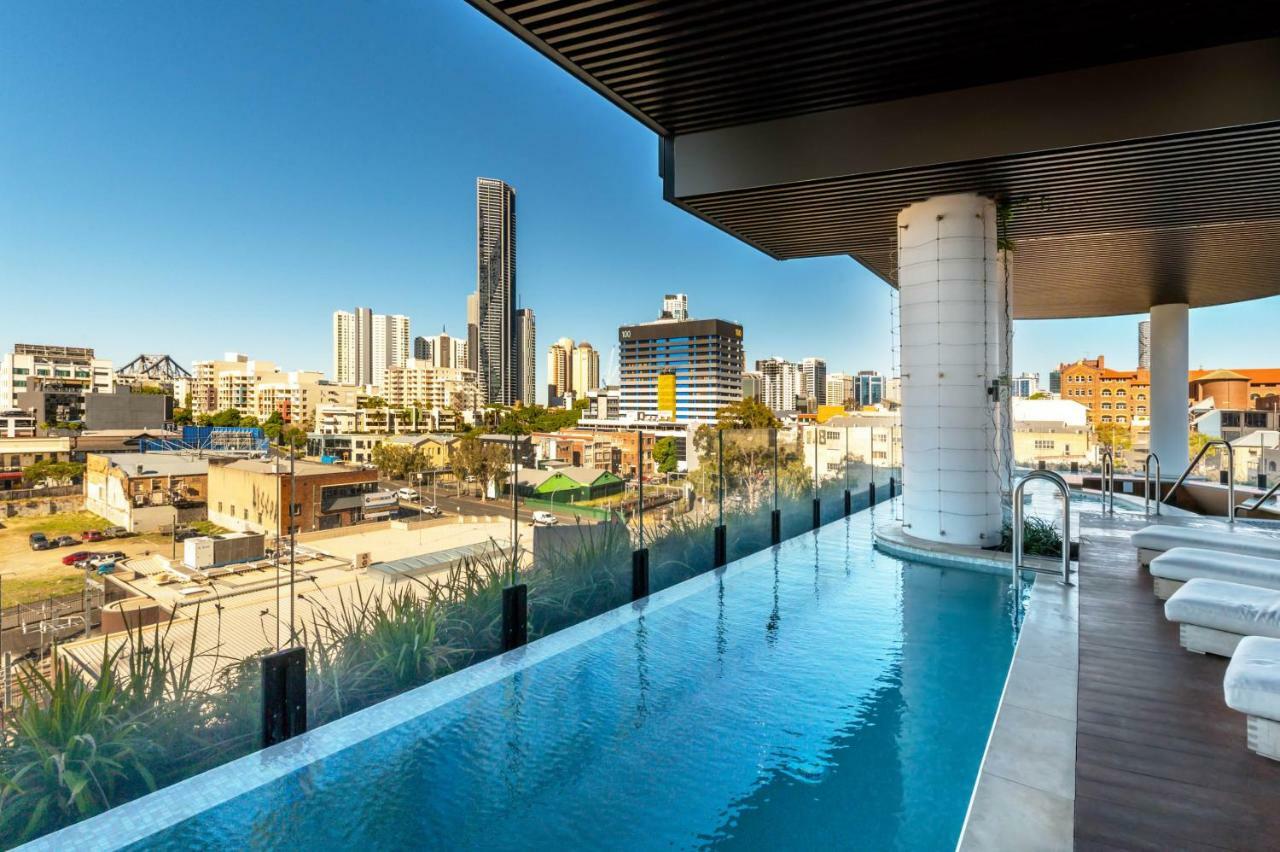 辣椒fv酒店 布里斯班 外观 照片 The rooftop pool at Emporium Southbank